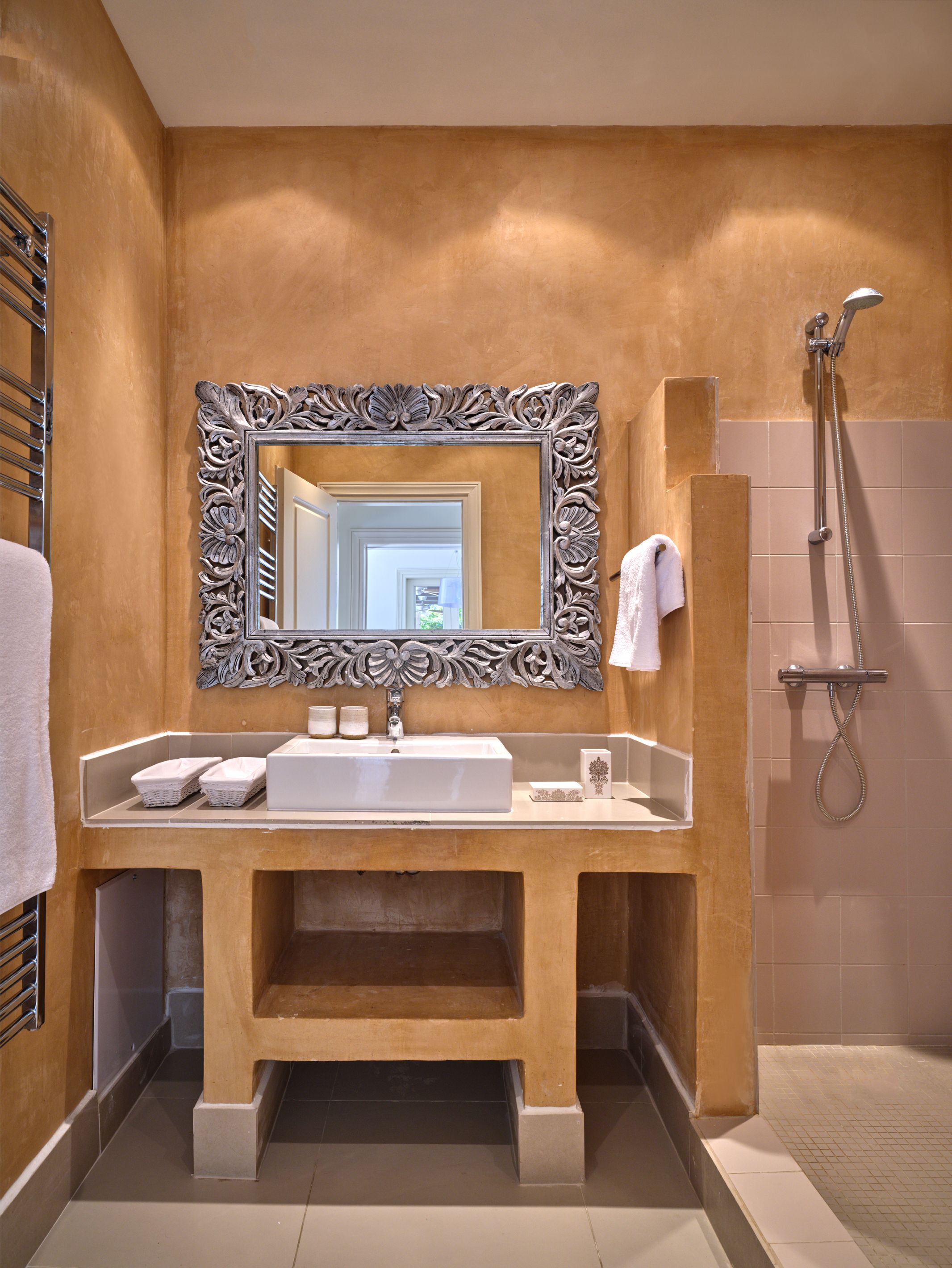 The master ensuite bathroom