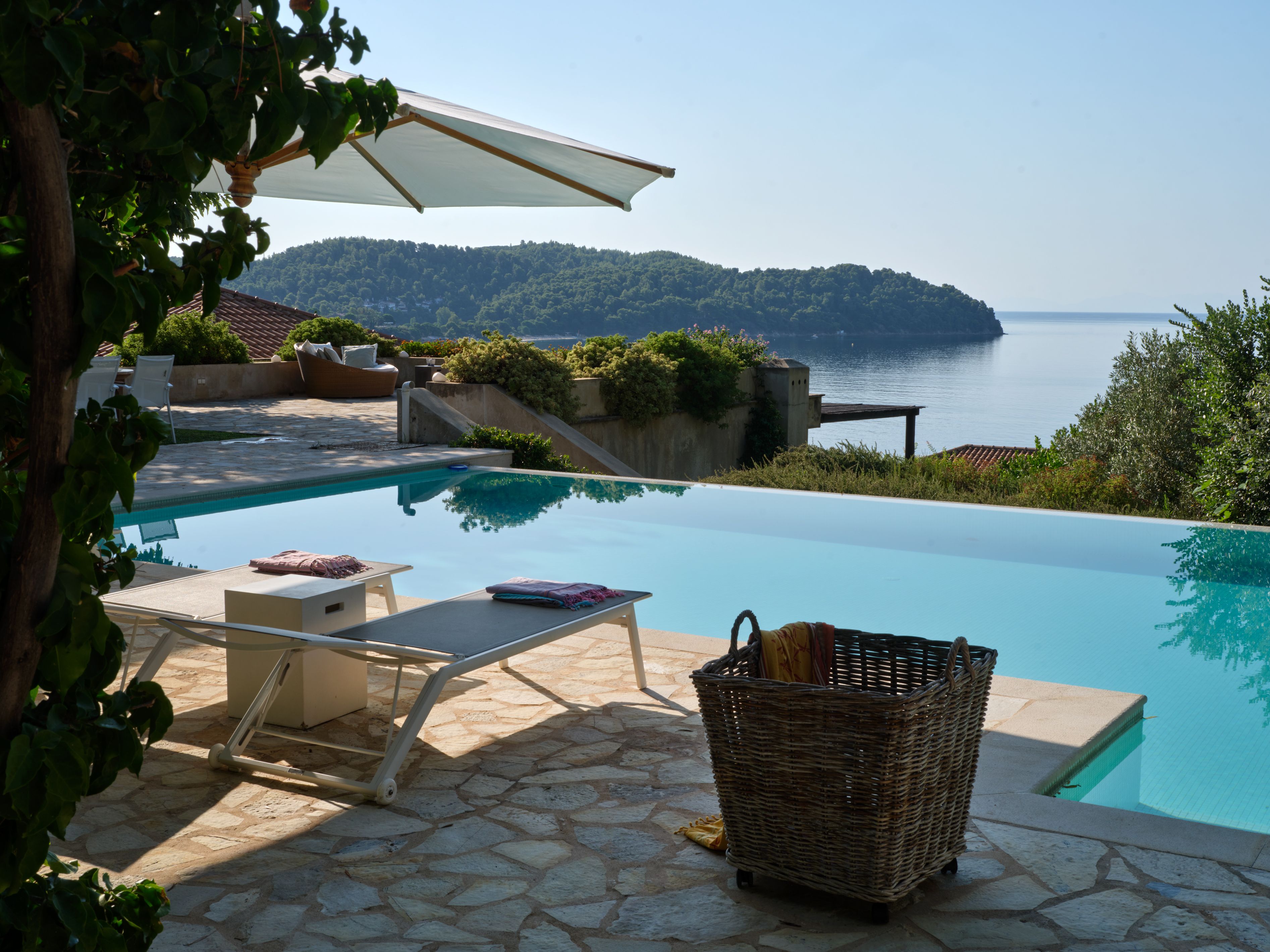 Villa GoldieLocks pool and terrace with panoramic sea views